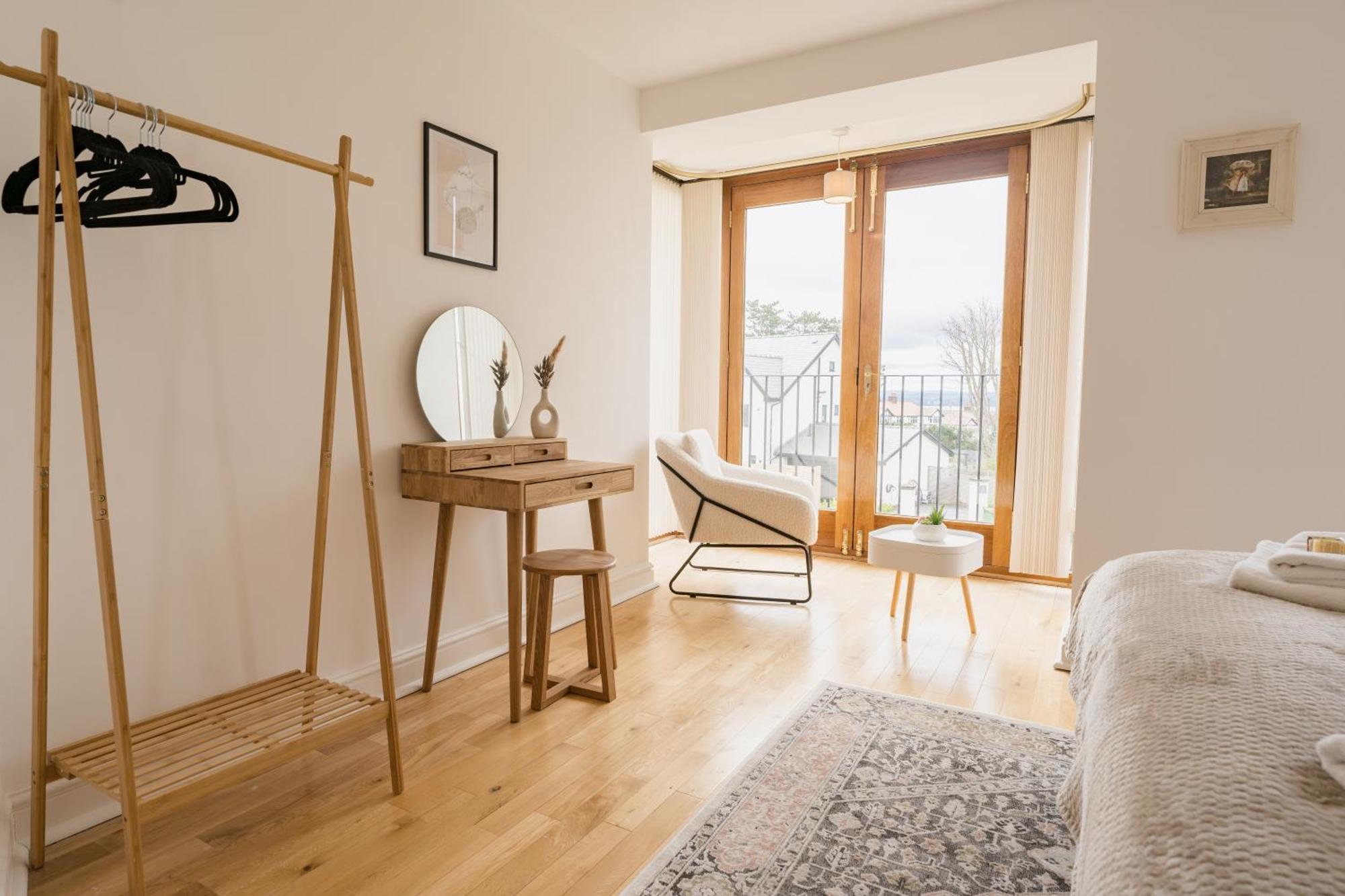 Beautifully Done 5 Bed Barn Conversion In Heswall - Sleeps Up To 10 외부 사진