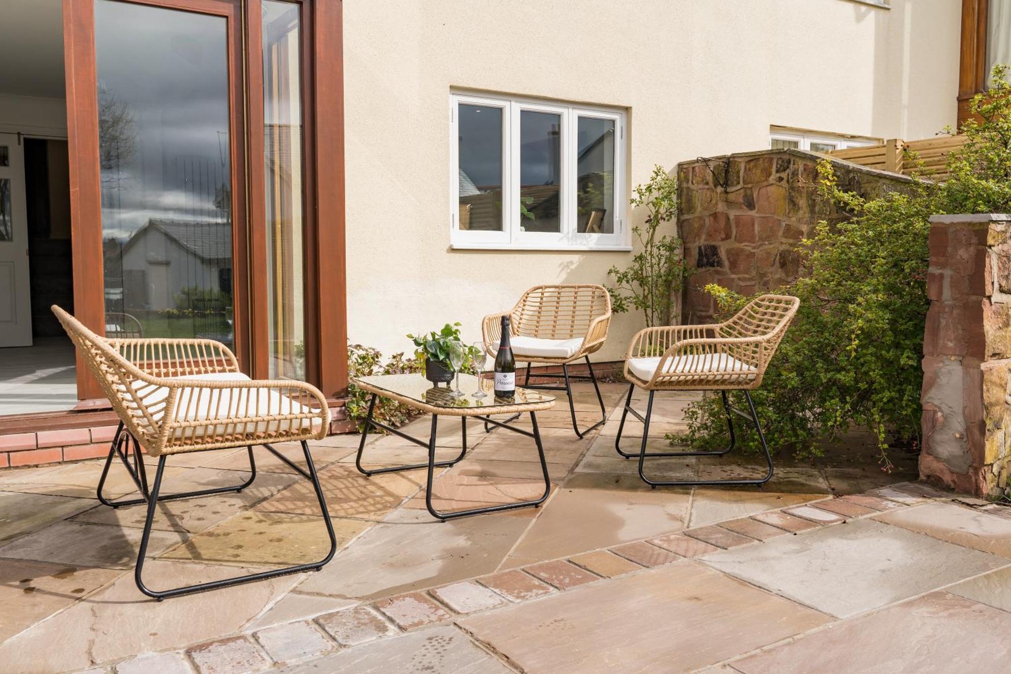 Beautifully Done 5 Bed Barn Conversion In Heswall - Sleeps Up To 10 외부 사진