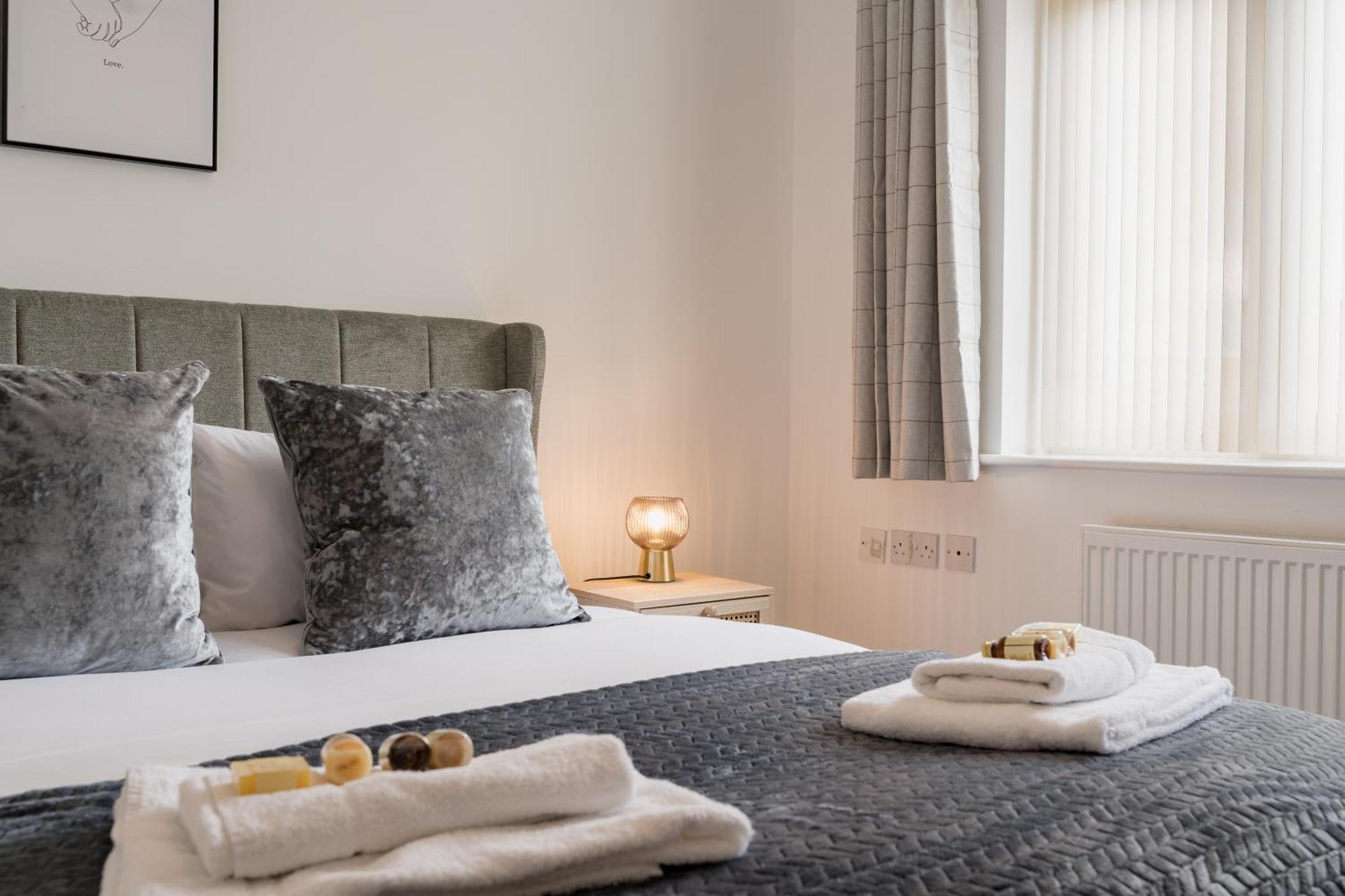 Beautifully Done 5 Bed Barn Conversion In Heswall - Sleeps Up To 10 외부 사진