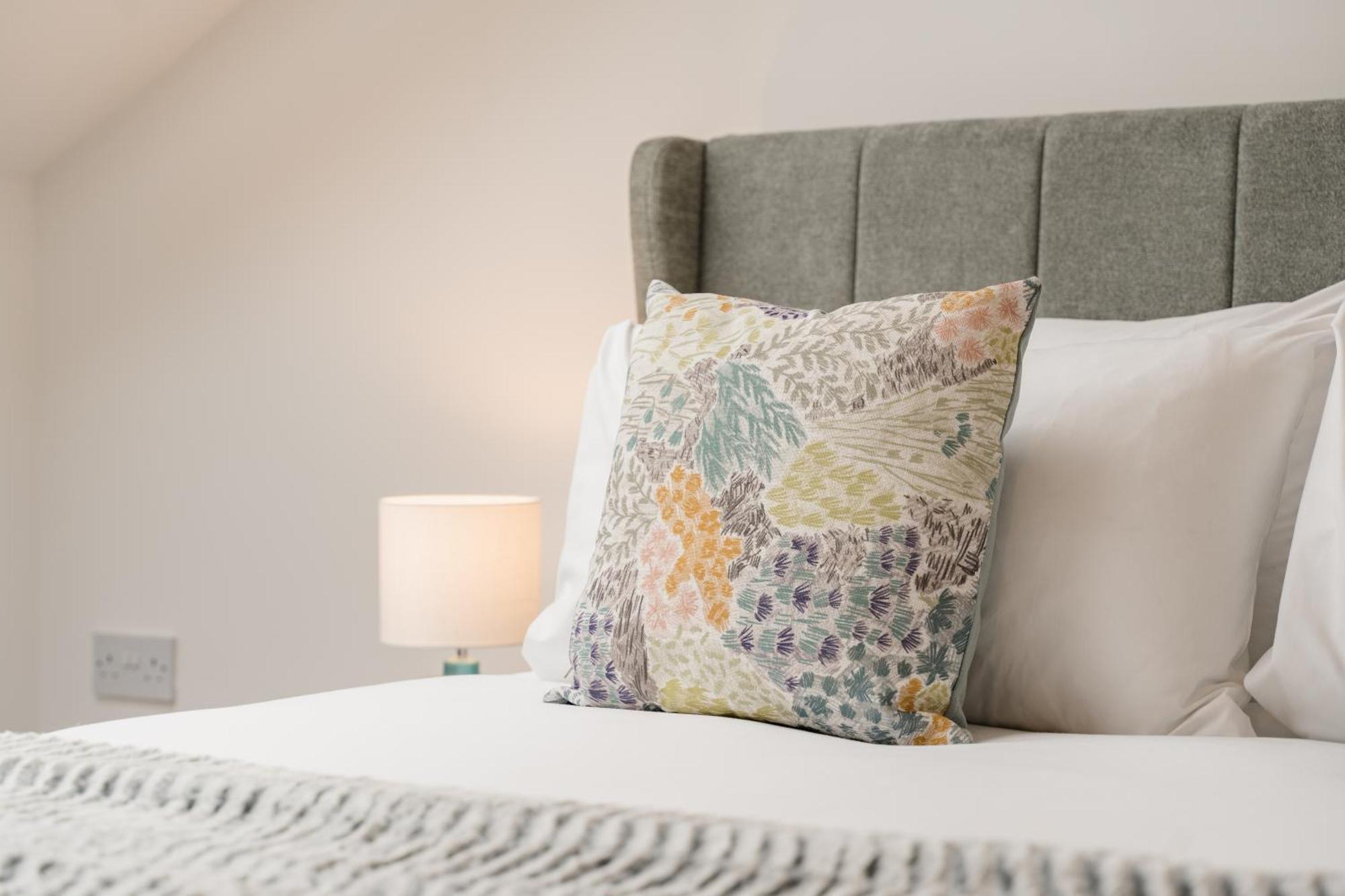 Beautifully Done 5 Bed Barn Conversion In Heswall - Sleeps Up To 10 외부 사진